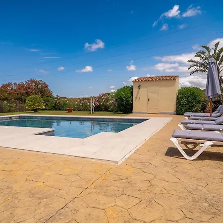 Beautiful In Chiclana De La Fronter Holiday home *
