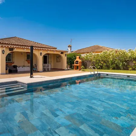Holiday home Beautiful In Chiclana De La Fronter